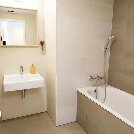 Sag Sky Park Castle Wiev Free Parking Free Wifi Apartment Bratislava