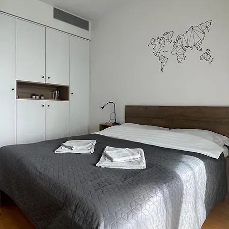 Sag Sky Park Castle Wiev Free Parking Free Wifi Appartement